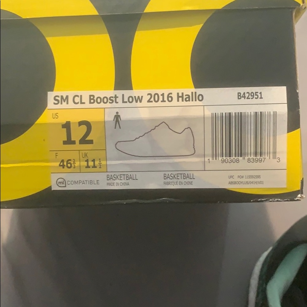 Adidas sneakers - Picture 3 of 5